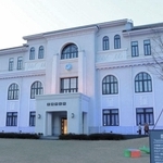 豊岡市役所＝豊岡市中央町