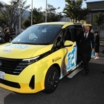 朝来エリアであった「あさＧＯ」の出発式。和田山・山東エリアでも４月からスタートし、全市域で運行される（昨年１０月１日撮影）