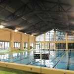 リフレッシュパークゆむらの町民プール＝２０２４年３月、新温泉町湯