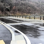 架け替えが完了した「上野橋」＝豊岡市出石町上野