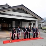 移転してリニューアルオープンした生活介護事業所「笑顔の森むらおか」＝香美町村岡区村岡