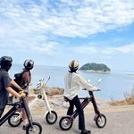 海沿いのツーリングを楽しめる＝香美町香住区（池本大志さん提供）