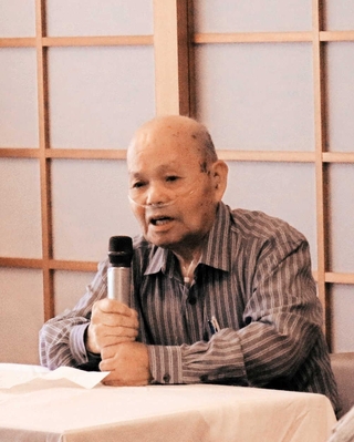 満州開拓団での体験を語る山下幸雄さん＝豊岡市但東町中山