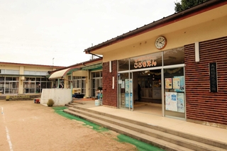 改修・耐震工事のため来年度休園する大庭認定こども園＝新温泉町二日市