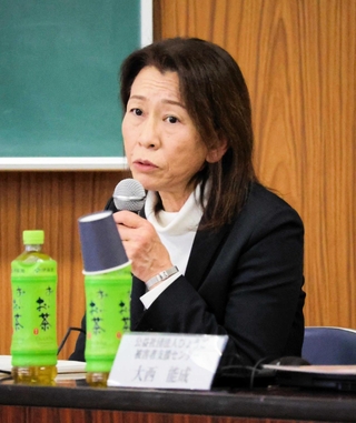 事件の経緯や事件後の出来事について振り返る一井彩子さん＝豊岡署