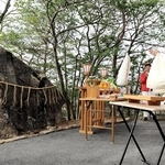 受験生の合格や登山道の安全などを祈願する宮司ら＝朝来市和田山町竹田