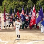 選手宣誓する香住ジュニアベースボールクラブの岡隆太主将＝香美町香住区境