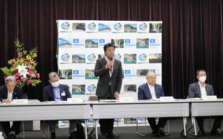 山陰海岸ジオパーク推進協議会の定期総会が開かれた＝豊岡市役所