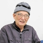 ６月に９６歳で亡くなったアマチュア作家の水嶋元さん＝豊岡市寿町（２０２４年３月）