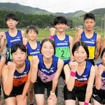 いずれも優勝を果たした豊岡北の男女メンバー＝豊岡市日高町山田