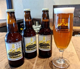 本格販売される地ビール「ササヤマエイト」＝丹波篠山市福住