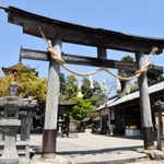 建て替え予定の第二鳥居＝丹波市柏原町柏原、柏原八幡宮