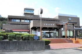 丹波市役所＝丹波市氷上町成松