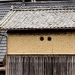 への字口