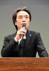 講演で自らの体験を語る蓮池薫さん＝丹波の森公苑ホール