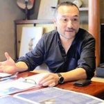ふすま絵を手掛けた岸本吉弘さん（岸本吉弘さん提供）