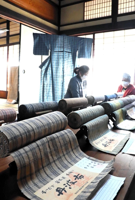 丹波布、作家18人の作品展 個性あふれる70点を展示販売|丹波|神戸新聞NEXT