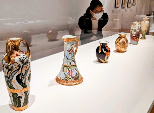 オールドノリタケ」華麗な250点 国内屈指のコレクターが出展 兵庫