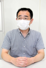基本的な感染対策を呼びかける丹波健康福祉事務所長＝丹波市柏原町柏原