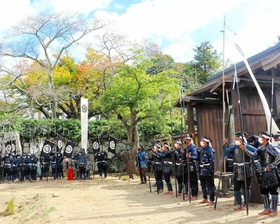 篠山城跡での映画「レジェンド＆バタフライ」のロケ風景＝丹波篠山市北新町（同市提供）