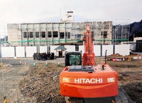 解体前の岩手県大槌町の旧庁舎（２０１８年１２月）＝原哲夫さん撮影