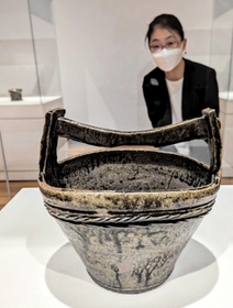 時代彩る丹波焼の茶器一堂に 小堀遠州が愛した茶入「生埜」や茶碗