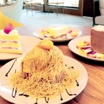 「カフェ・アンド・バー　草山の森」で提供されるケーキ＝丹波篠山市遠方