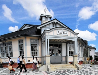 館内の改修工事が始まる「大正ロマン館」＝丹波篠山市北新町