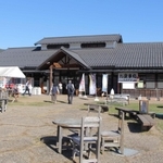 丹波市が再整備の方針を固めた道の駅あおがき＝丹波市青垣町西芦田