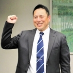 選抜高校野球大会に審判として出場が決まった市職員・辻川貴志さん＝丹波篠山市役所