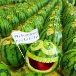 思わずにっこり、スイカアート 丹波篠山「大山スイカ」 JAスタッフが