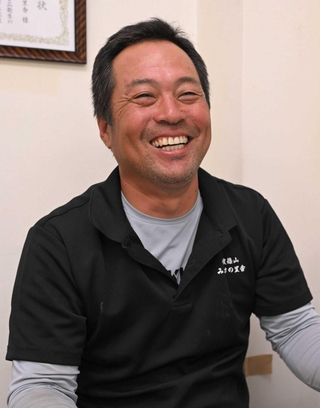 みたけの里舎で農地保全に取り組み、丹波篠山市認定農業者連絡協議会の会長も務める石田浩一さん＝丹波篠山市和田