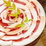老舗旅館「近又」名物のぼたん鍋の猪肉