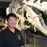 たんば恐竜博物館の教育普及専門員を務める大学院生の稲葉勇人さん＝丹波市山南町谷川