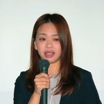 親子の関係性を土台に、スマートフォンとの向き合い方について講演する筒崎眞美さん＝丹波篠山市網掛