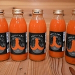 有機ＪＡＳ認証のニンジンで作られたジュース「丹波にんじん搾り」＝丹波市市島町与戸