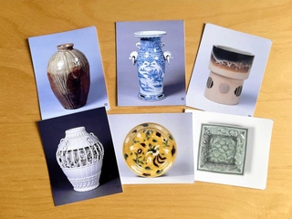 兵庫陶芸美術館の所蔵品を基に試作された「アートカード」。展示作品を選ぶ際に活用する（提供）