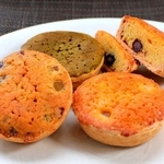 「梅角堂」の看板商品として愛される「ささやまタルト」＝丹波篠山市立町