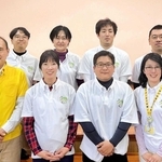 神戸大が新設した研究室のスタッフや関係者＝篠山チルドレンズミュージアム