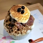 栽培から焙煎、粉砕まで全て自家製というこだわりが詰まったかき氷「丹波の黒豆きなこ」