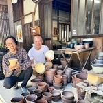 カタクリ用の鉢、半世紀ぶり復活　植木鉢専門の丹波焼窯元・伝市窯「新作の感覚で見て」　6日に催し