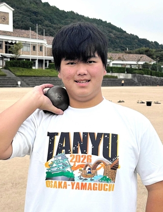 健闘を誓う谷哲一さん＝篠山東中学校