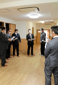 高砂商工会議所が高砂銀座商店街の空き事務所に設けるシェアオフィス＝高砂市高砂町鍛冶屋町