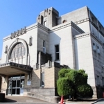 ＪＲ加古川駅前に移転する加古川図書館。三島由紀夫が徴兵検査を受けた場所としても知られる＝加古川市加古川町木村