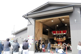 印西地区の太鼓蔵が新たに完成した。集会所も併設する＝稲美町印南