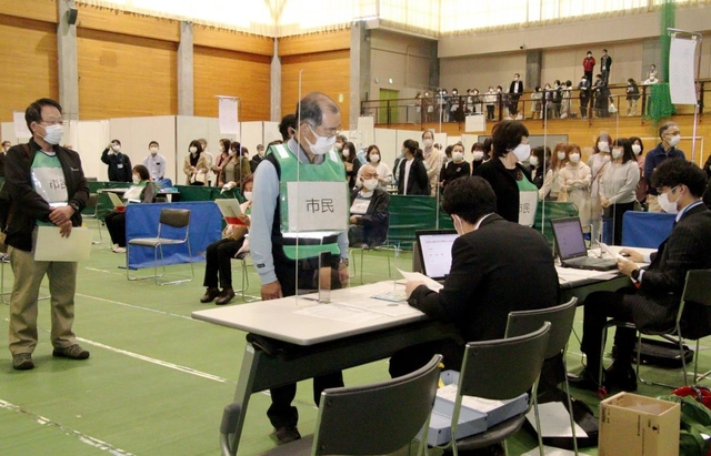 神戸新聞next 東播 加古川でワクチン集団接種の訓練 医療従事者ら手順確認