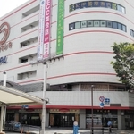 加古川ヤマトヤシキの賃貸契約が８年間更新される再開発ビル「カピル２１」＝加古川市加古川町篠原町