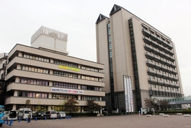 加古川市役所＝加古川市加古川町北在家