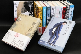 デビュー作「盤上のアルファ」から数えて手掛けた小説は計１１作になる