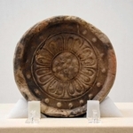 古代の淡路国分寺（南あわじ市）の丸瓦。紀伊国分寺の瓦と同じデザインで、同じ型が南海道を通じて伝わった＝県立考古博物館
